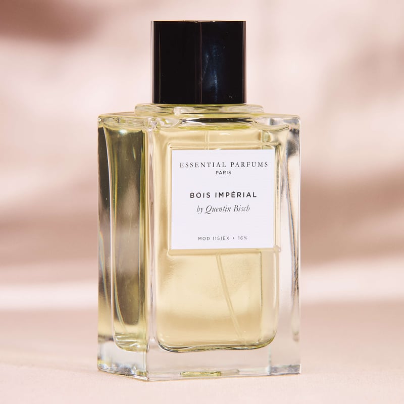 Essential Parfums Bois Impérial — vedere alternativă