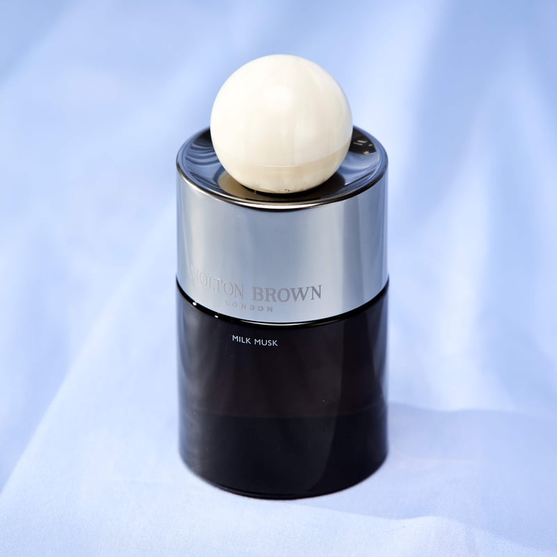 Molton Brown Milk Musk — vedere alternativă